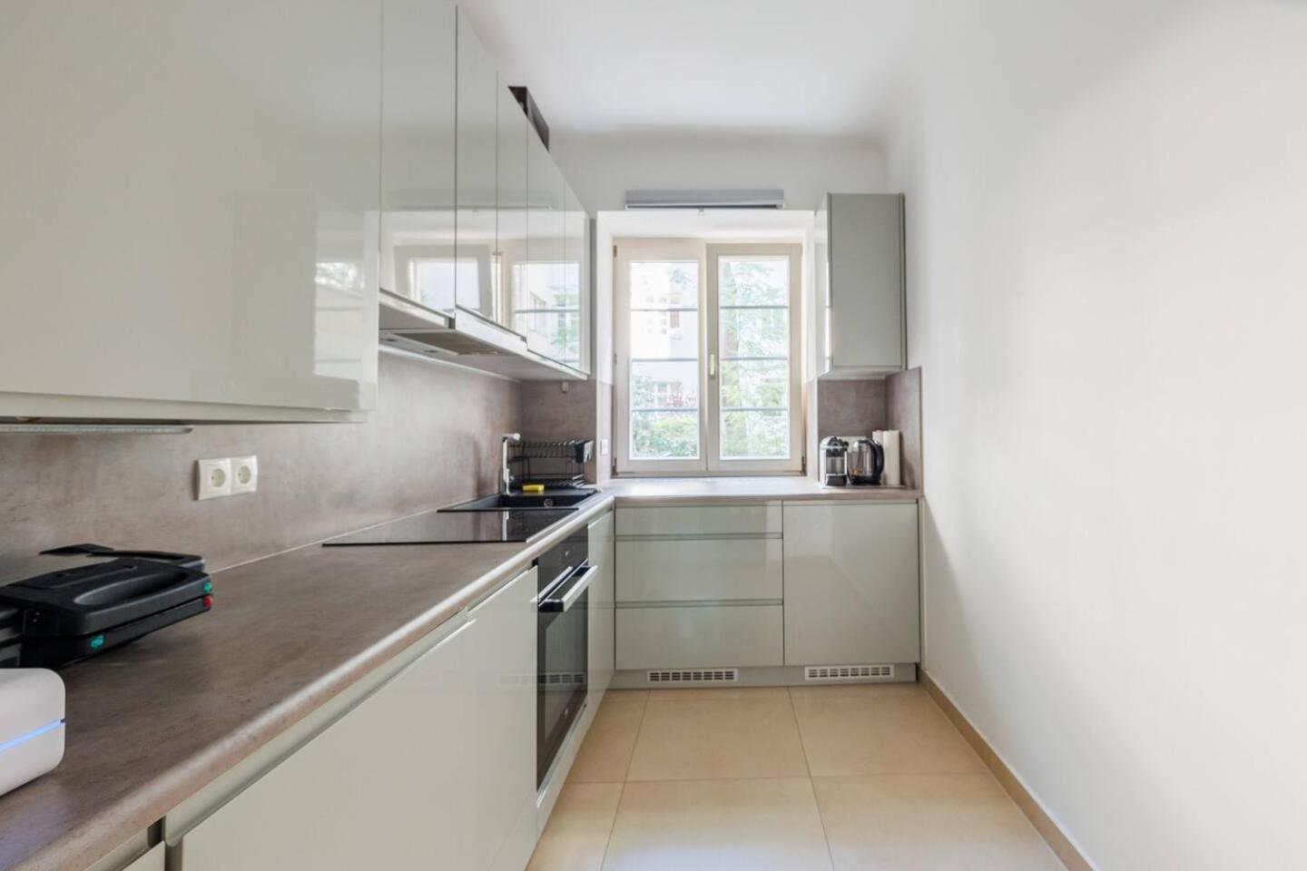 Near Metro - Netflix - Free Wifi Vienna